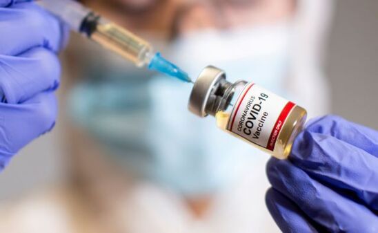 Image: Κορωνοϊός: Όλα τα βήματα μέχρι τον εμβολιασμό – Οι τρεις τρόποι για να κλείσετε ραντεβού