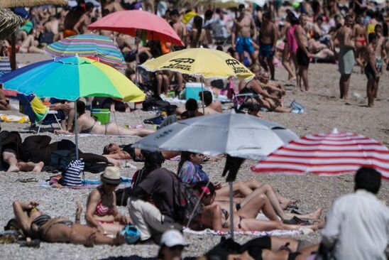 Image: Κορωνοϊός - Παγώνη: Διπλασιάστηκαν τα κρούσματα - Εάν χρειαστεί θα κλείσουν τα beach bar