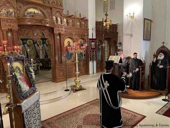 Image: Η τελευταία Προηγιασμένη Θεία Λειτουργία στον Ιερό Καθεδρικό Ναό Αγίας Φωτεινής Ιεράπετρας